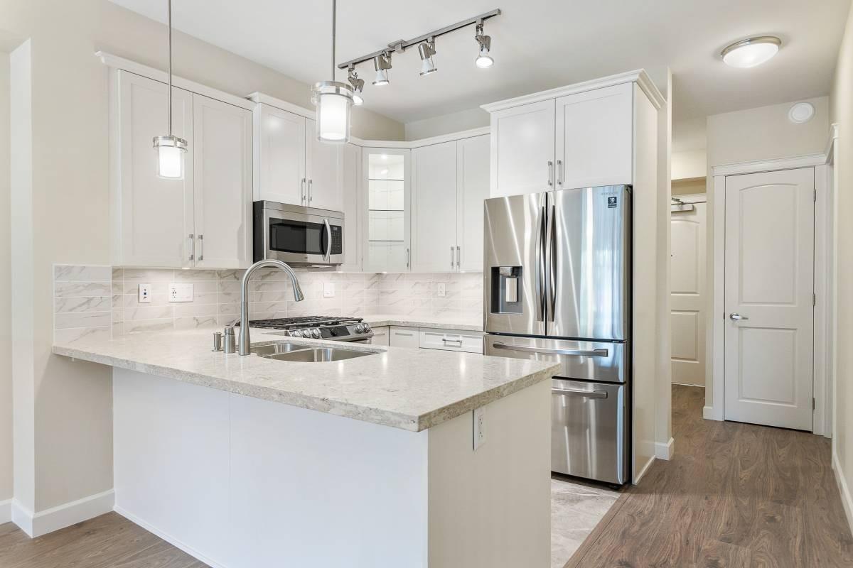 Photo 3 of 307 20367 85 Avenue, Langley BC