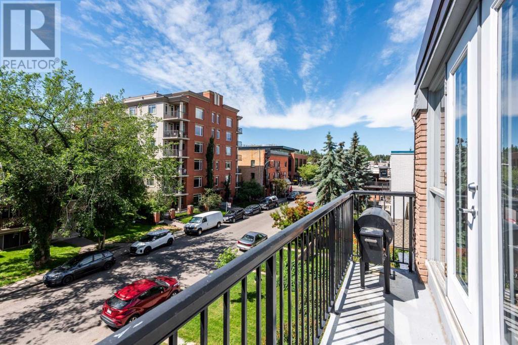 413, 324 22 AVENUE SW - Image 25