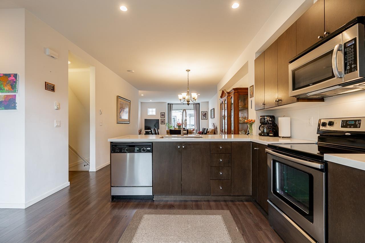 Photo 17 of 7 6895 188 Street, Surrey BC