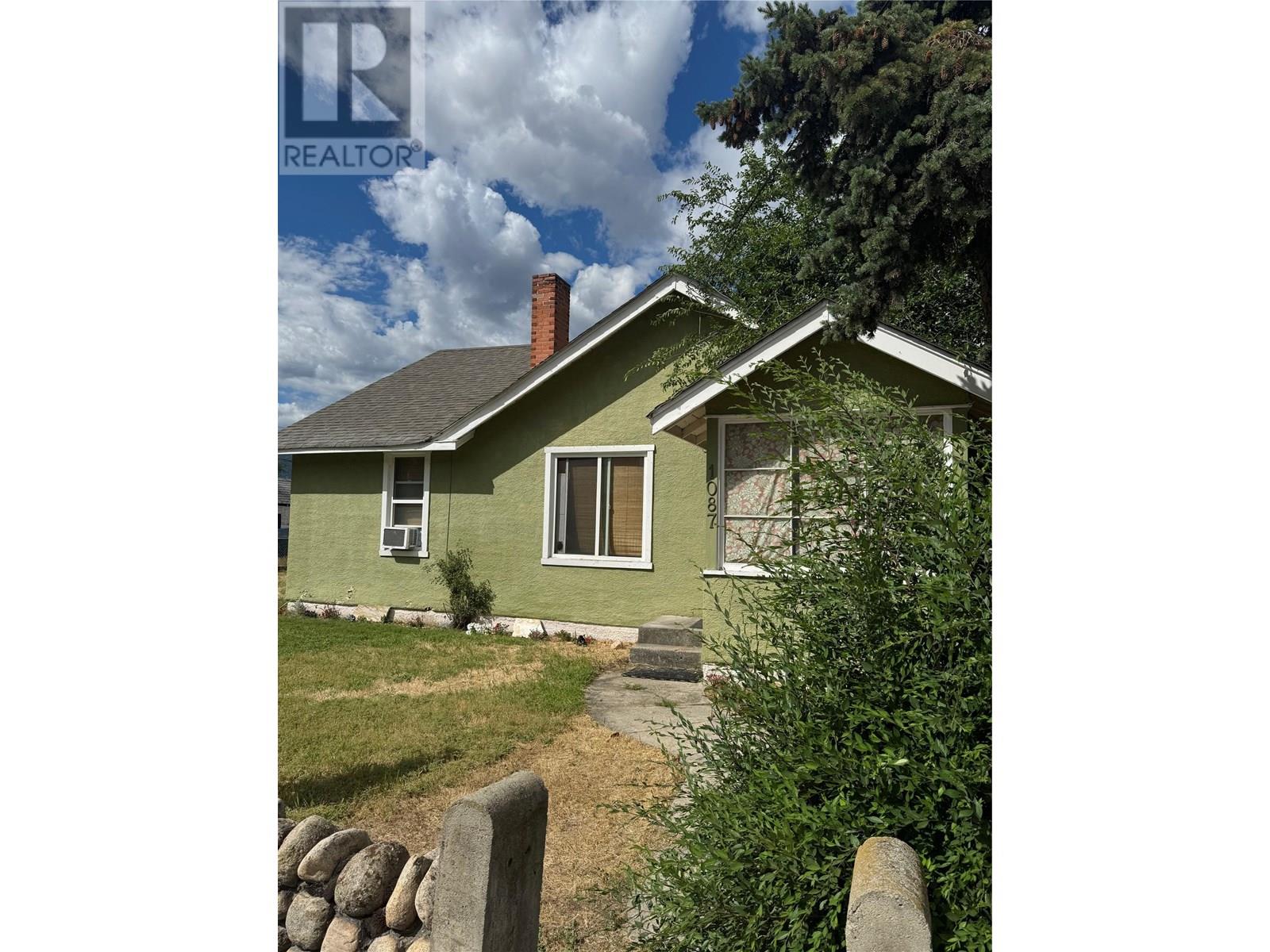  1087 Government Street, Penticton
