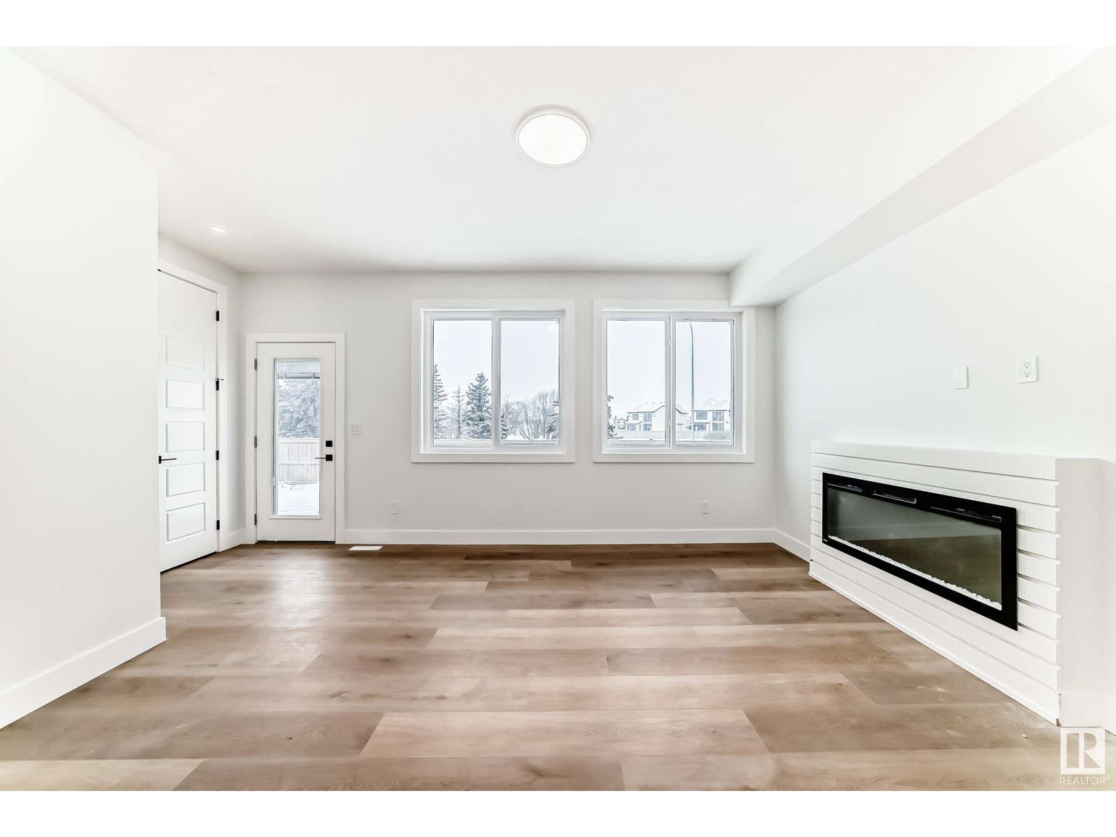 Photo 19 of 5024 67 St, Beaumont AB