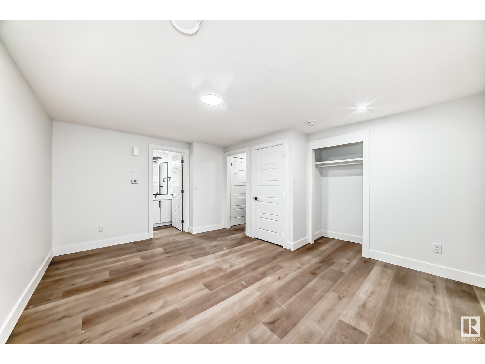Photo 50 of 5024 67 St, Beaumont AB
