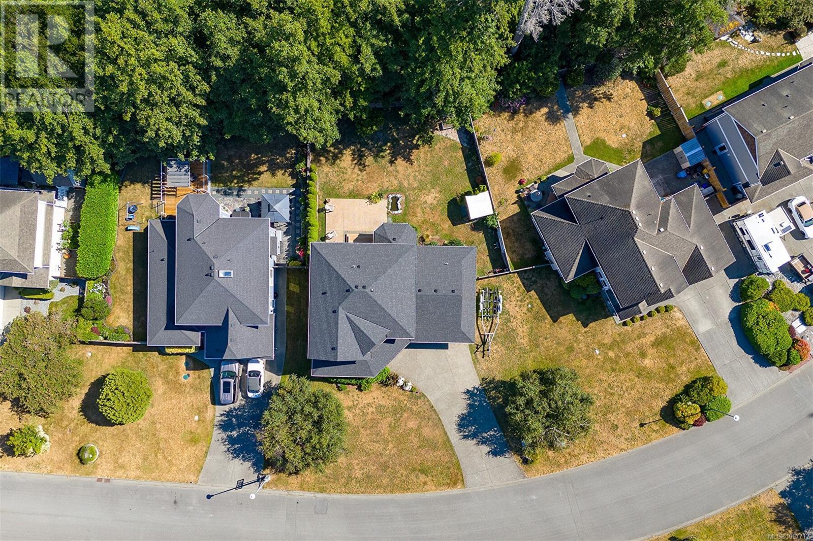 Photo 3 of 7100 Francis Rd, Sooke BC