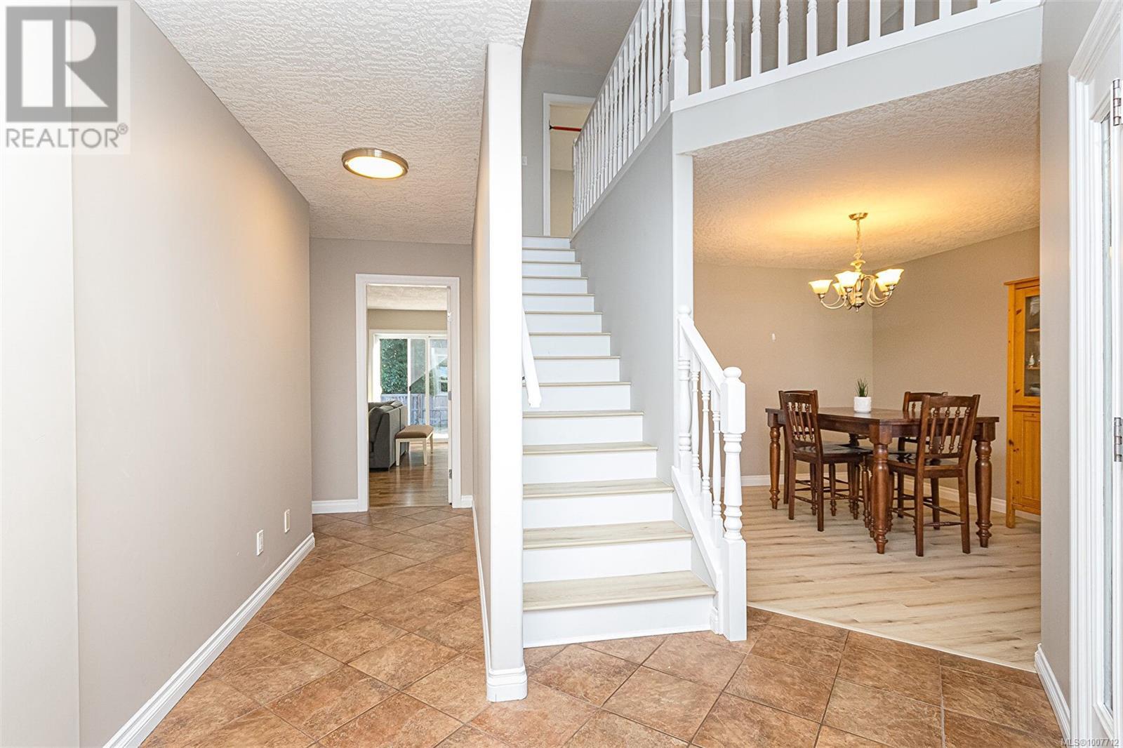 Photo 4 of 7100 Francis Rd, Sooke BC