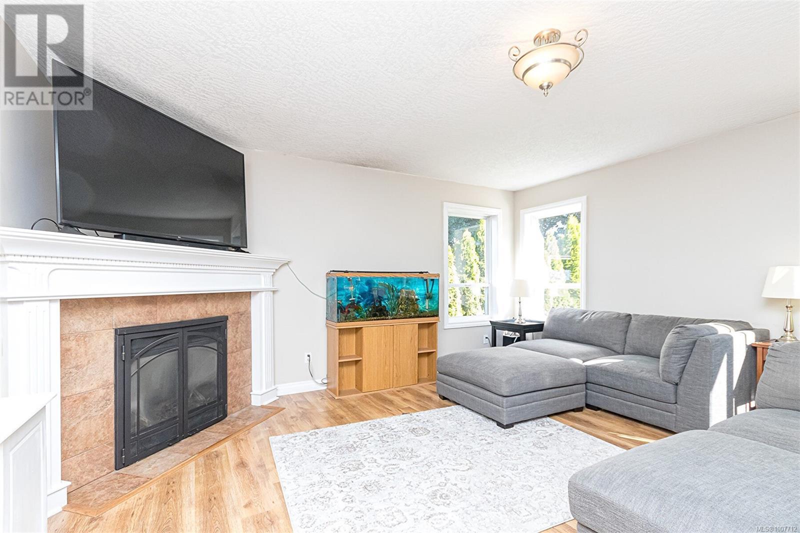 Photo 5 of 7100 Francis Rd, Sooke BC
