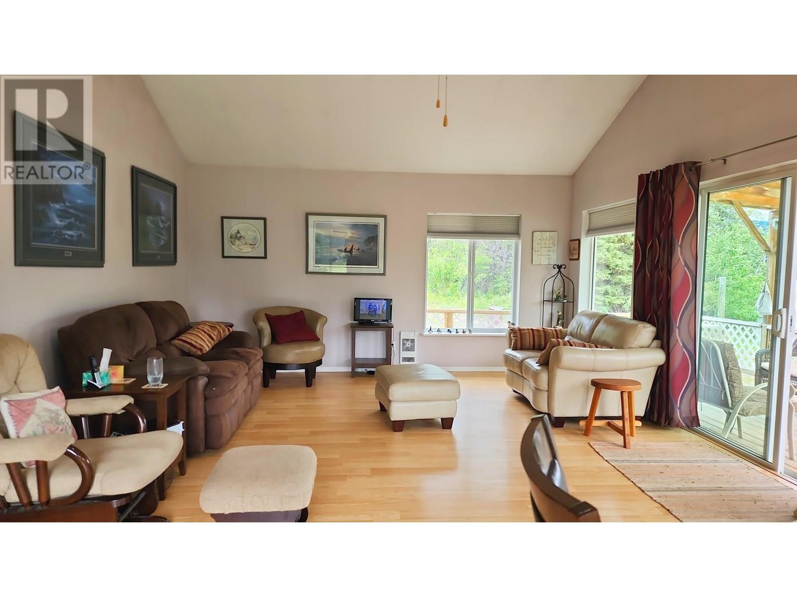 21367 SHORT Road, Burns Lake