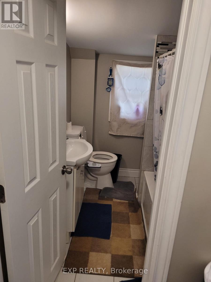 Photo 15 of 768 Mckay Avenue, Windsor ON