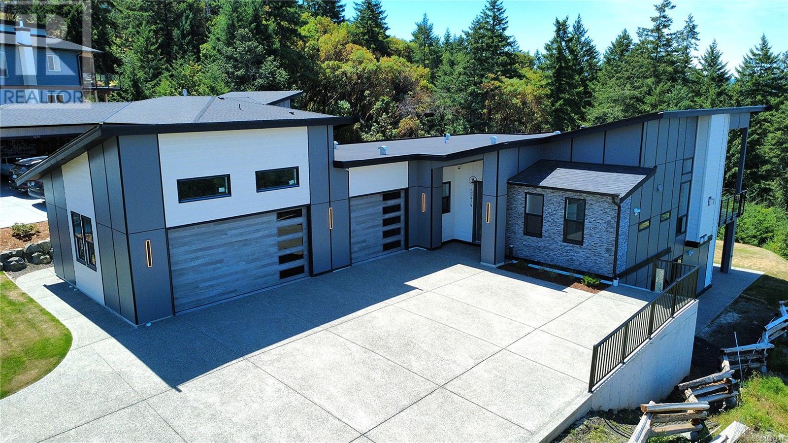 3274 Woodrush Dr, Duncan