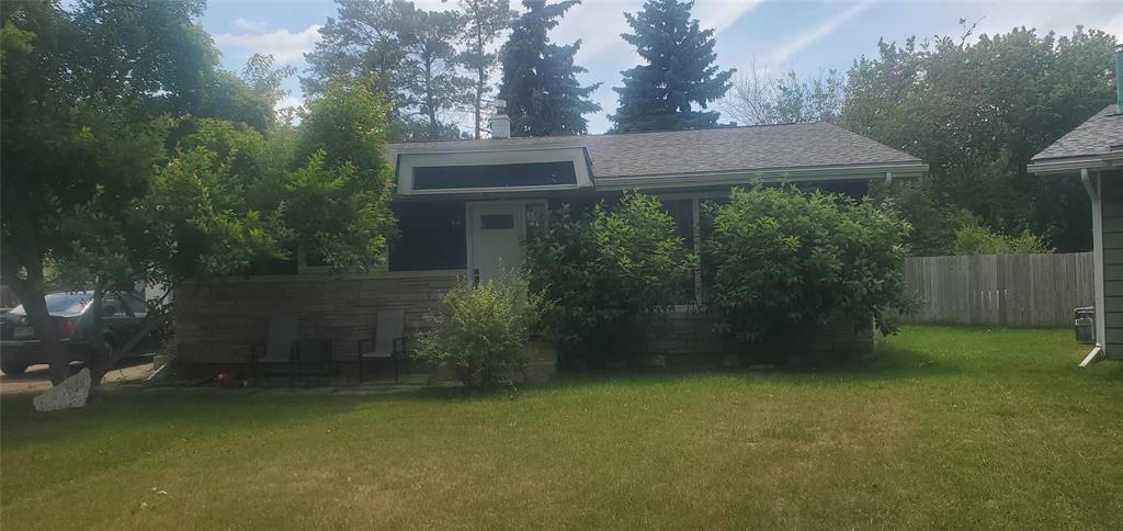Photo 1 of 58 Sandham Crescent, Winnipeg MB