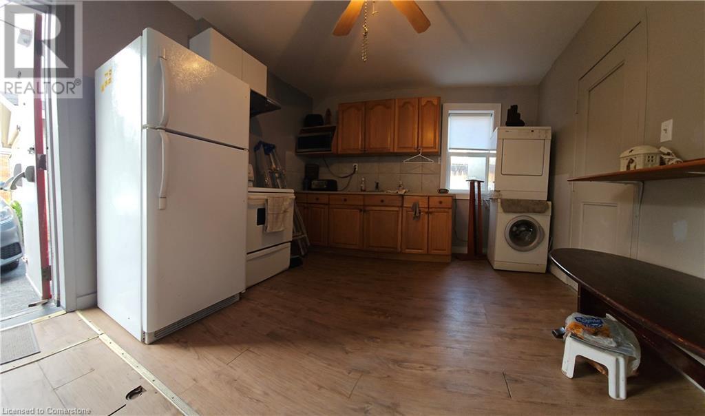 Photo 14 of 269 E Cannon Street E, Hamilton ON