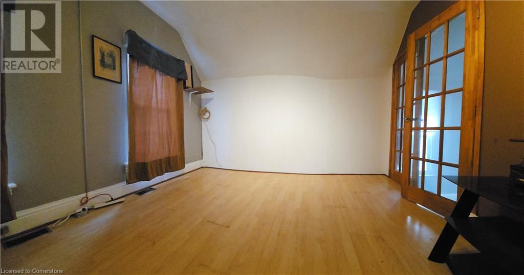 Photo 23 of 269 E Cannon Street E, Hamilton ON