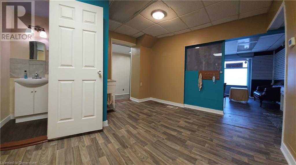 Photo 18 of 269 E Cannon Street E, Hamilton ON