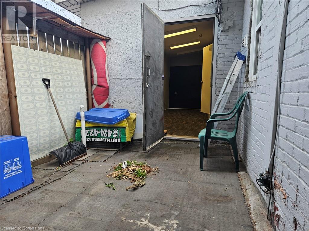 Photo 3 of 269 E Cannon Street E, Hamilton ON