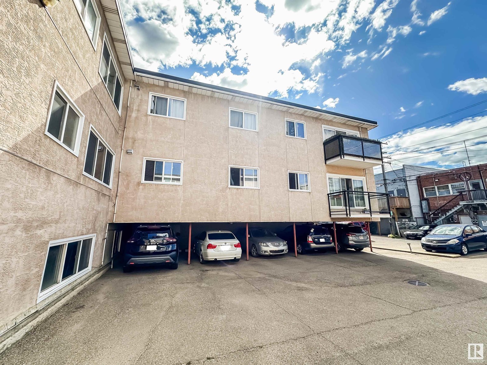 Photo 14 of 101 10555 83 Av Nw, Edmonton AB