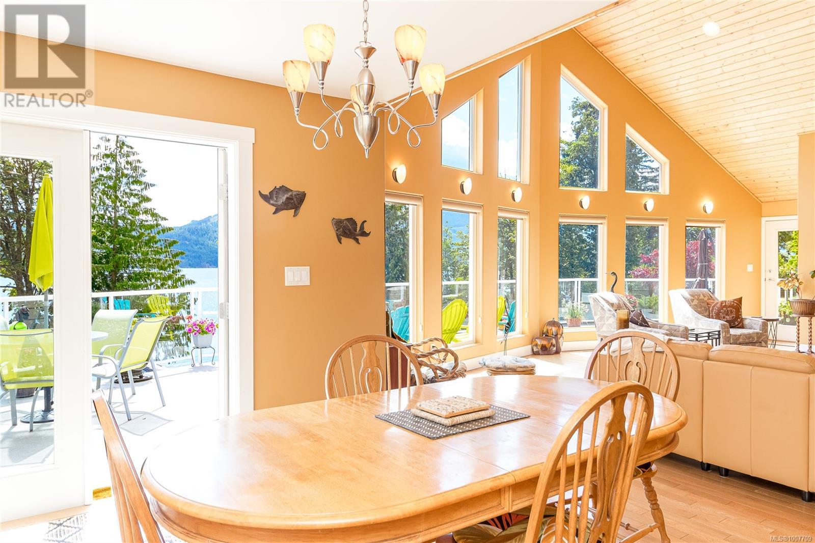 10146 YOUBOU RD - 13