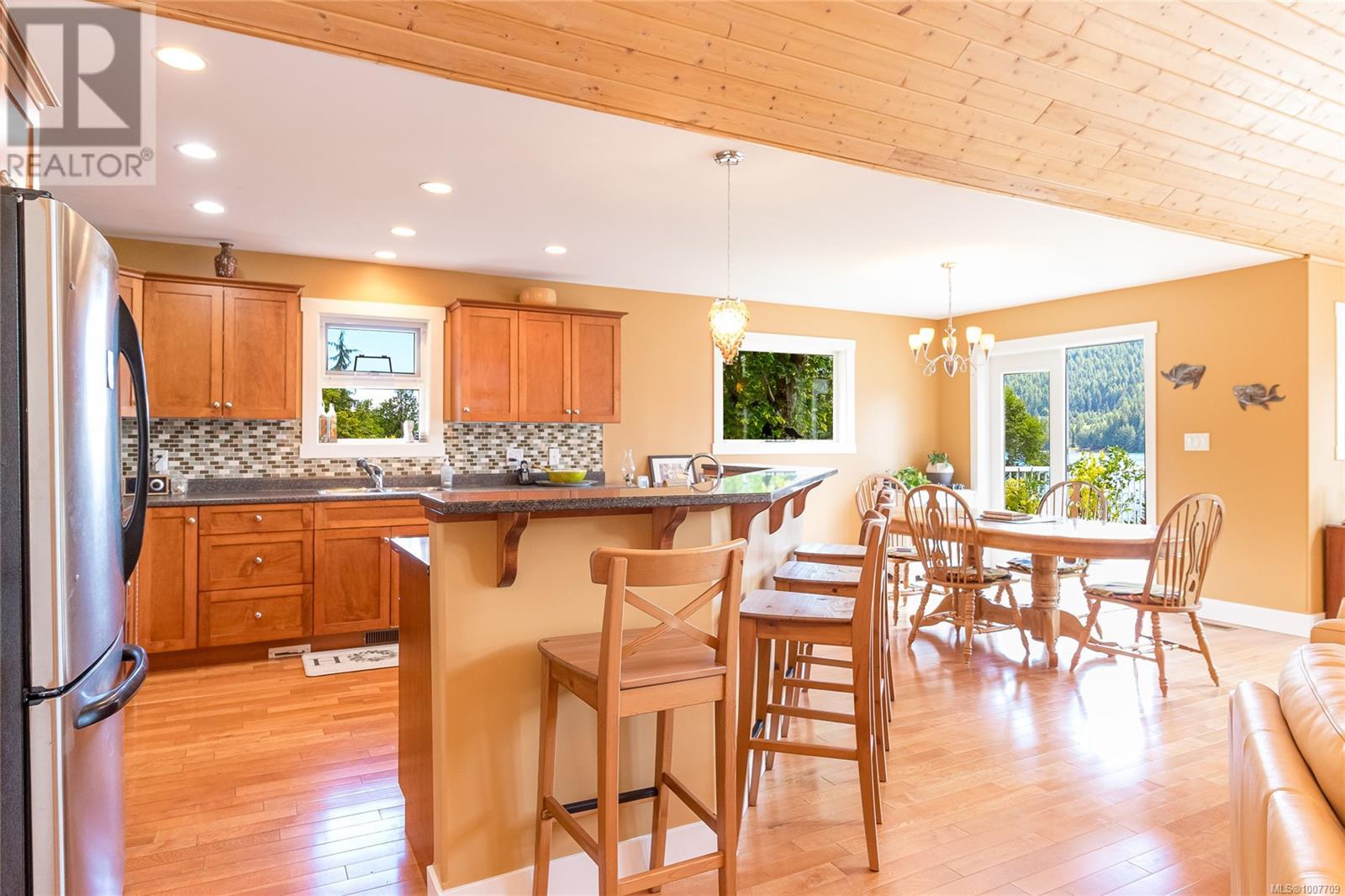 10146 YOUBOU RD - 17
