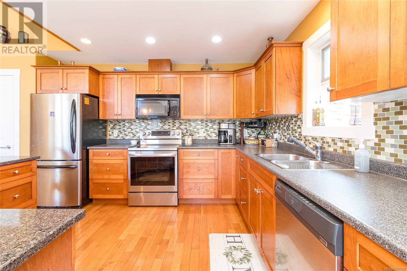 10146 YOUBOU RD - 19