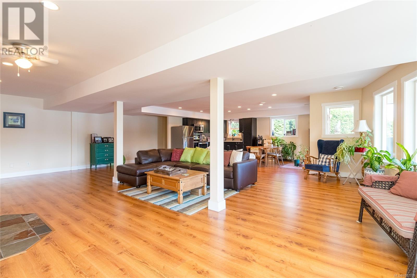 10146 YOUBOU RD - 35
