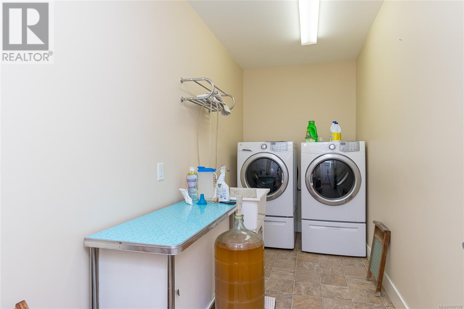 10146 YOUBOU RD - 45