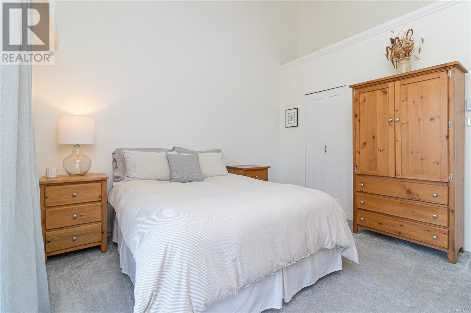 #403 3277 QUADRA ST - Image 11