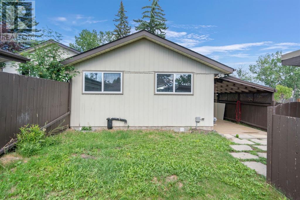 Single Family House Bungalow for Sale in  Midridge Gardens SE Midnapore Calgary 