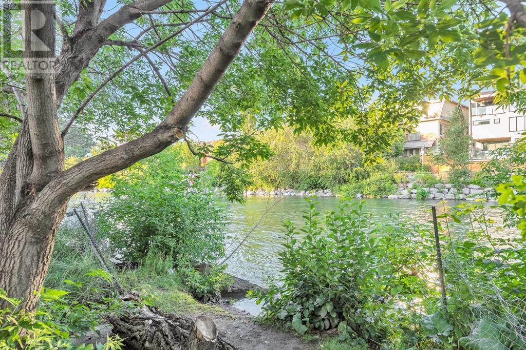 Single Family House for Sale in    Avenue SW Mission Calgary 