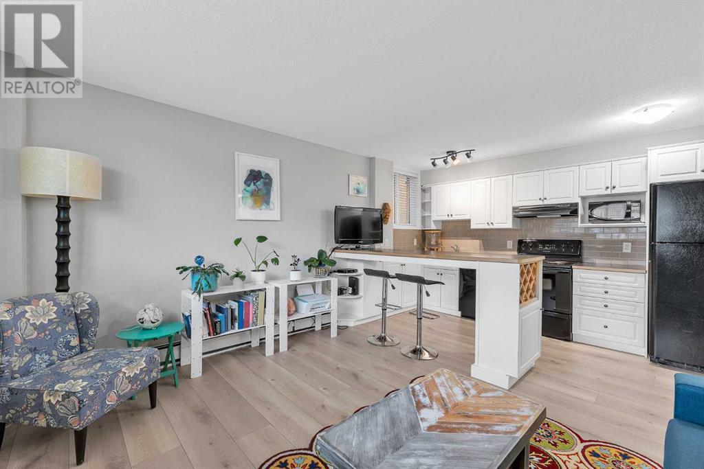 Single Family House for Sale in    Avenue SW Mission Calgary 