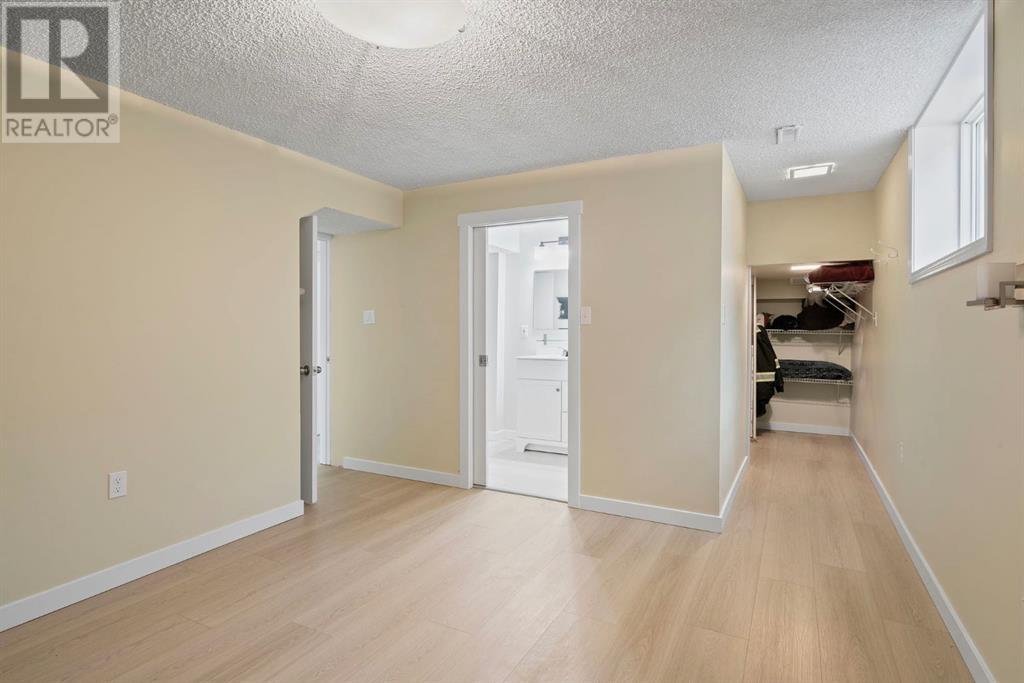 Single Family House Bungalow for Sale in  Midridge Gardens SE Midnapore Calgary 