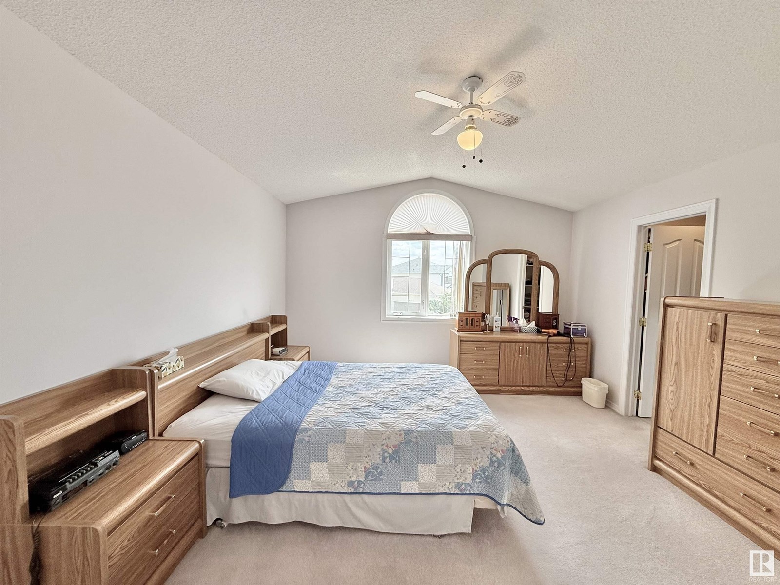 Photo 47 of 8416 160 A Av Nw, Edmonton AB