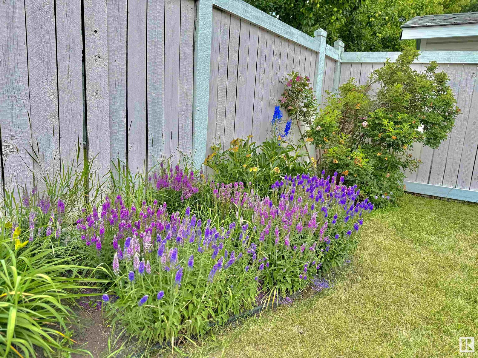 Photo 36 of 8416 160 A Av Nw, Edmonton AB