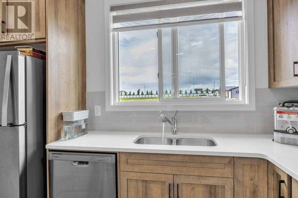 Single Family House for Sale in  Rangeview Drive SE Rangeview Calgary 