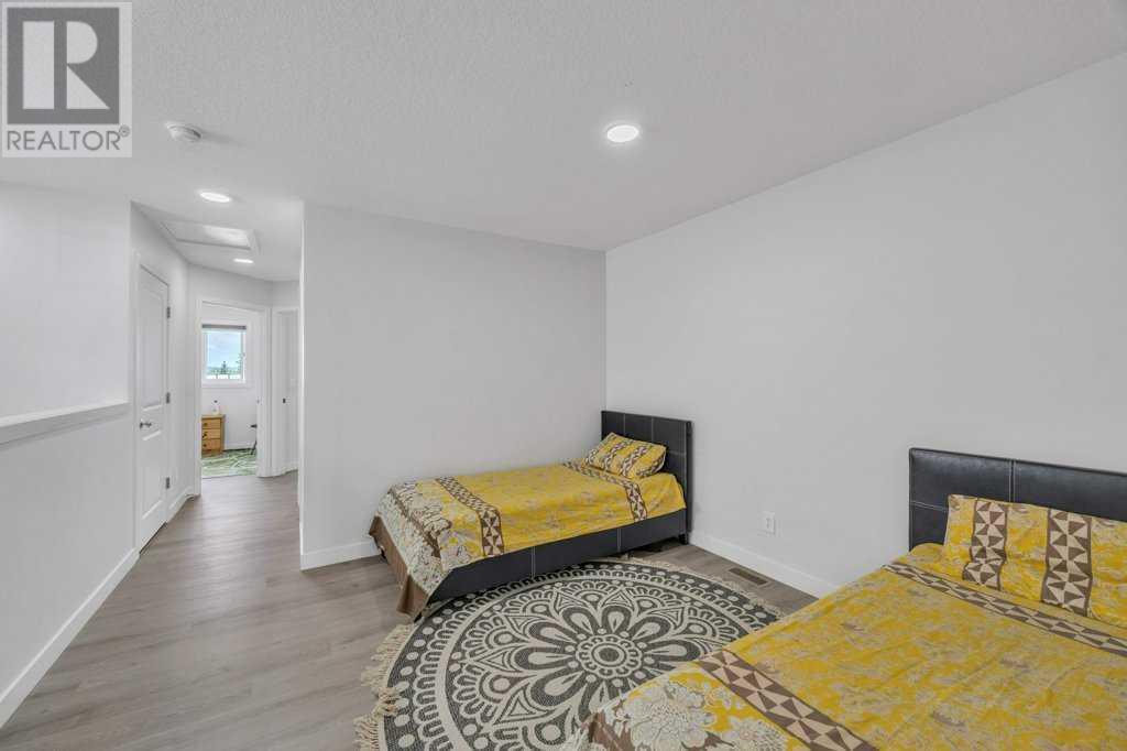 Single Family House for Sale in  Rangeview Drive SE Rangeview Calgary 