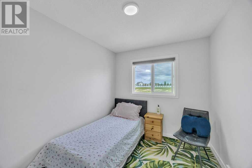 Single Family House for Sale in  Rangeview Drive SE Rangeview Calgary 