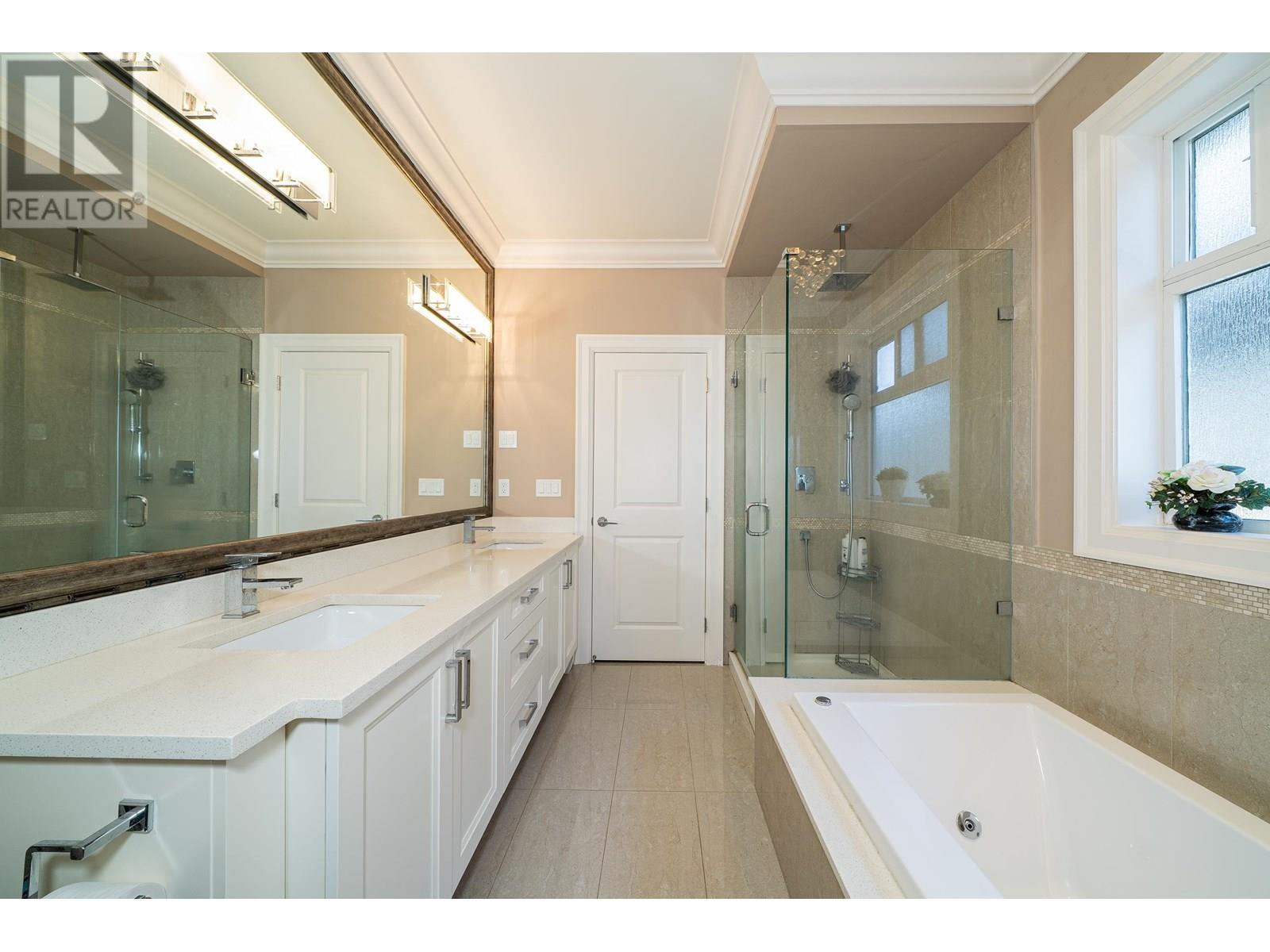 Photo 18 of 9680 Breden Avenue, Richmond BC