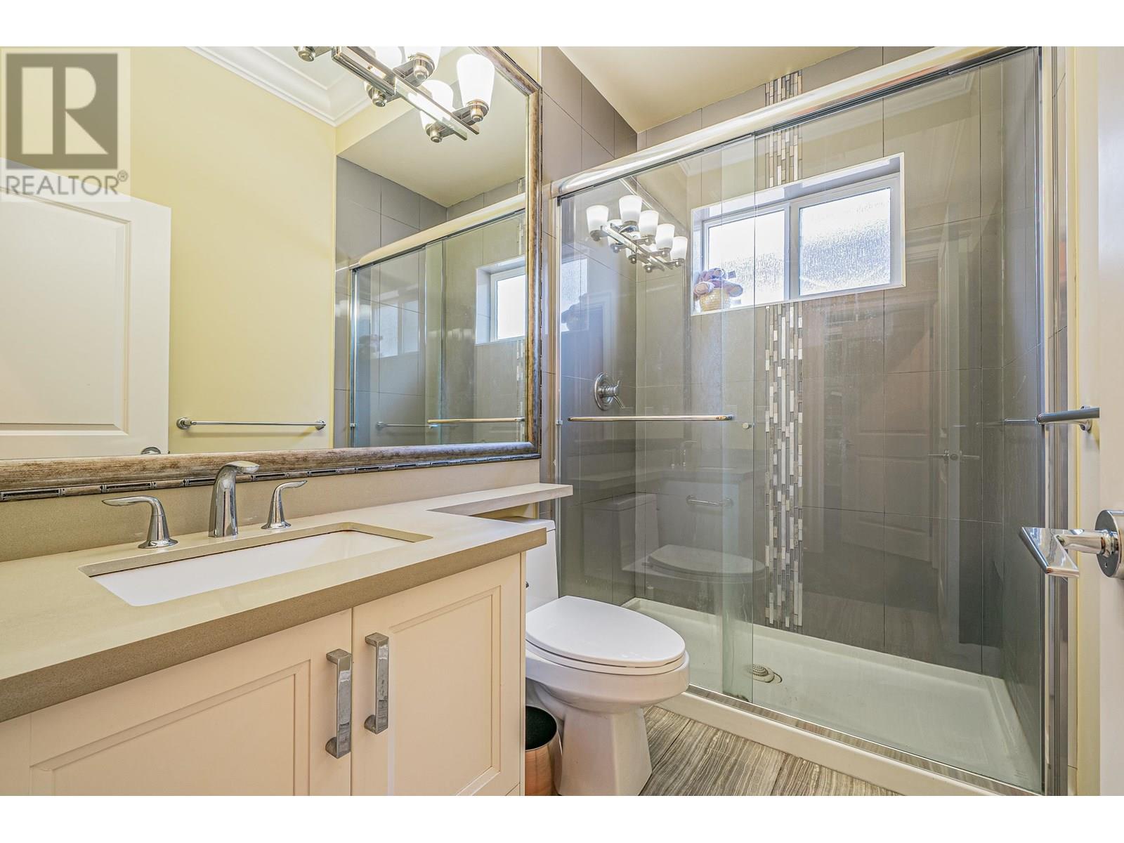 Photo 23 of 9680 Breden Avenue, Richmond BC