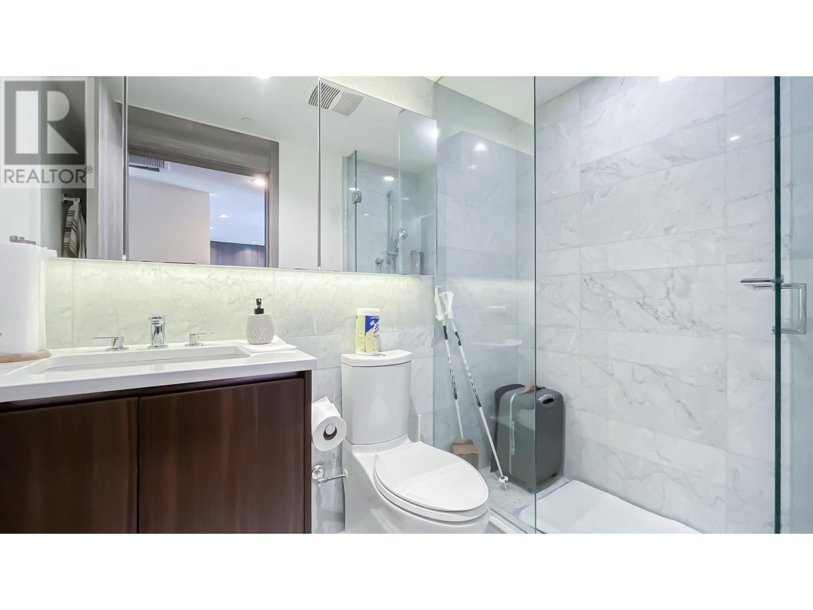 Photo 16 of 2220 89 Nelson Street, Vancouver BC
