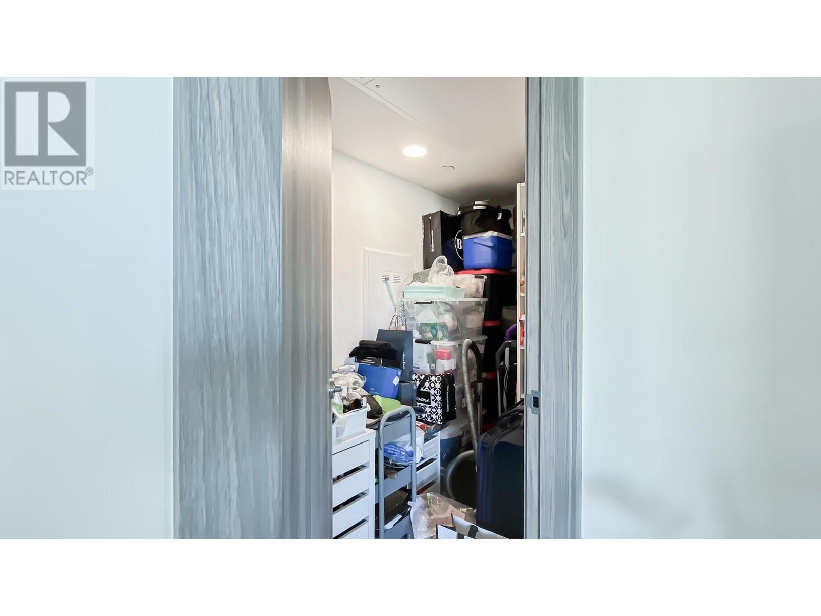 Photo 17 of 2220 89 Nelson Street, Vancouver BC