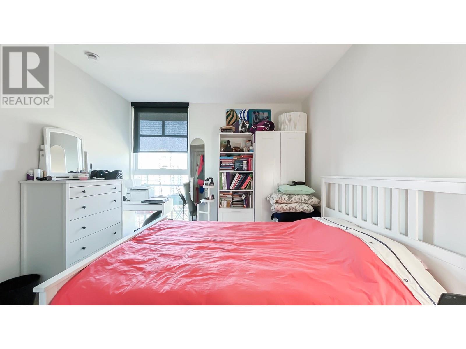 Photo 12 of 2220 89 Nelson Street, Vancouver BC