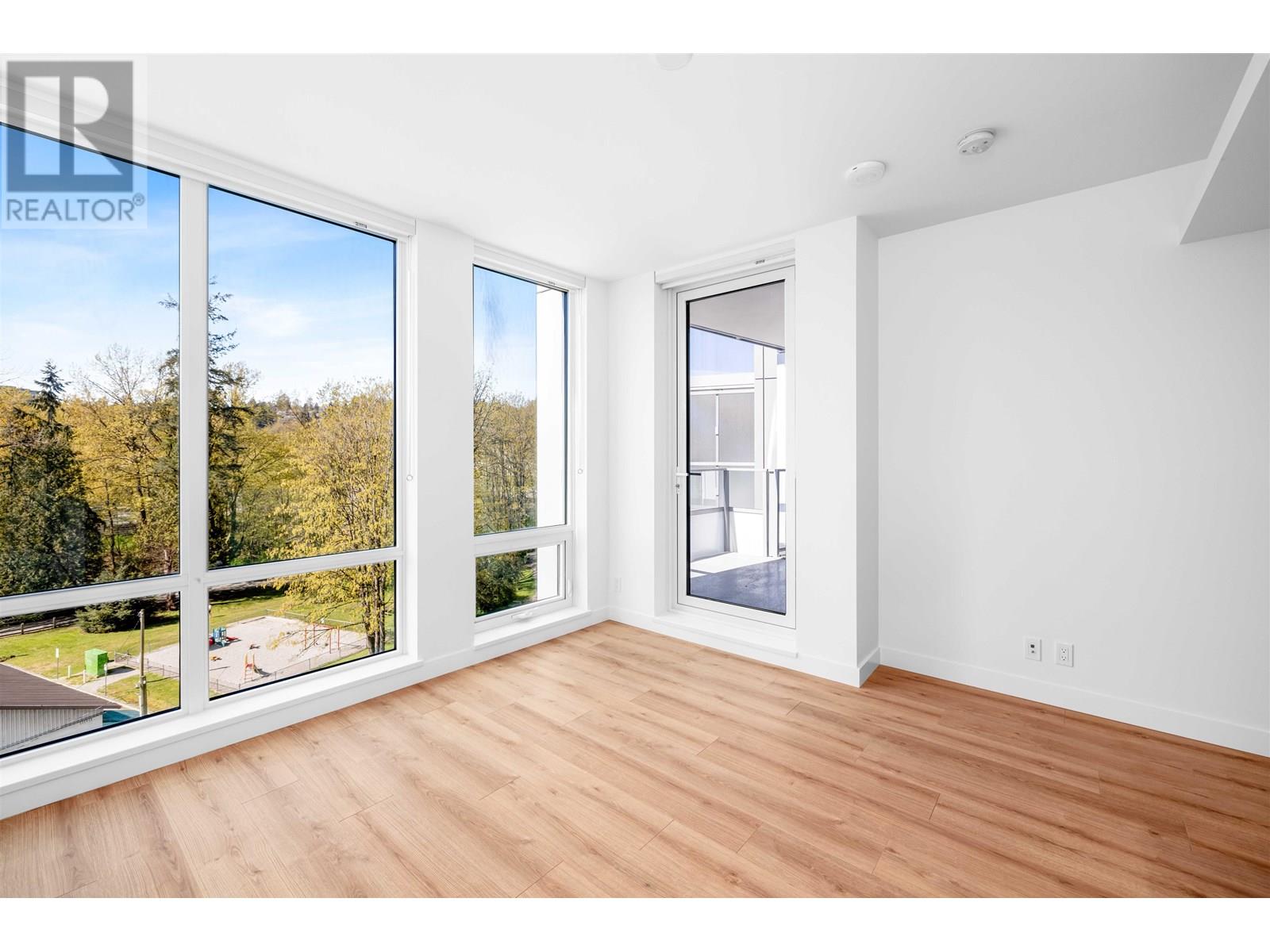 Photo 7 of 618 1500 Fern Street, North Vancouver BC