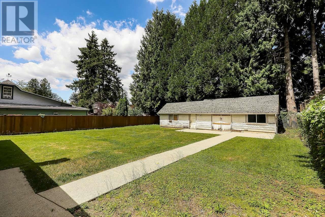 Photo 13 of 23979 118 Avenue, Maple Ridge BC