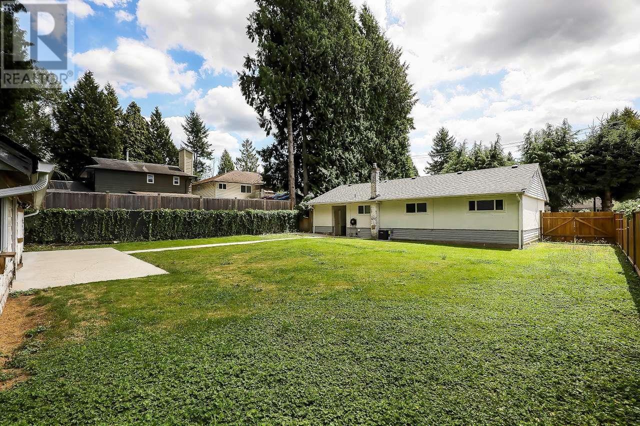 Photo 15 of 23979 118 Avenue, Maple Ridge BC