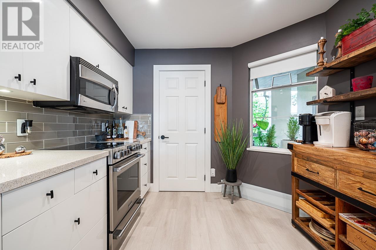 Photo 14 of 202 12 K De K Court, New Westminster BC