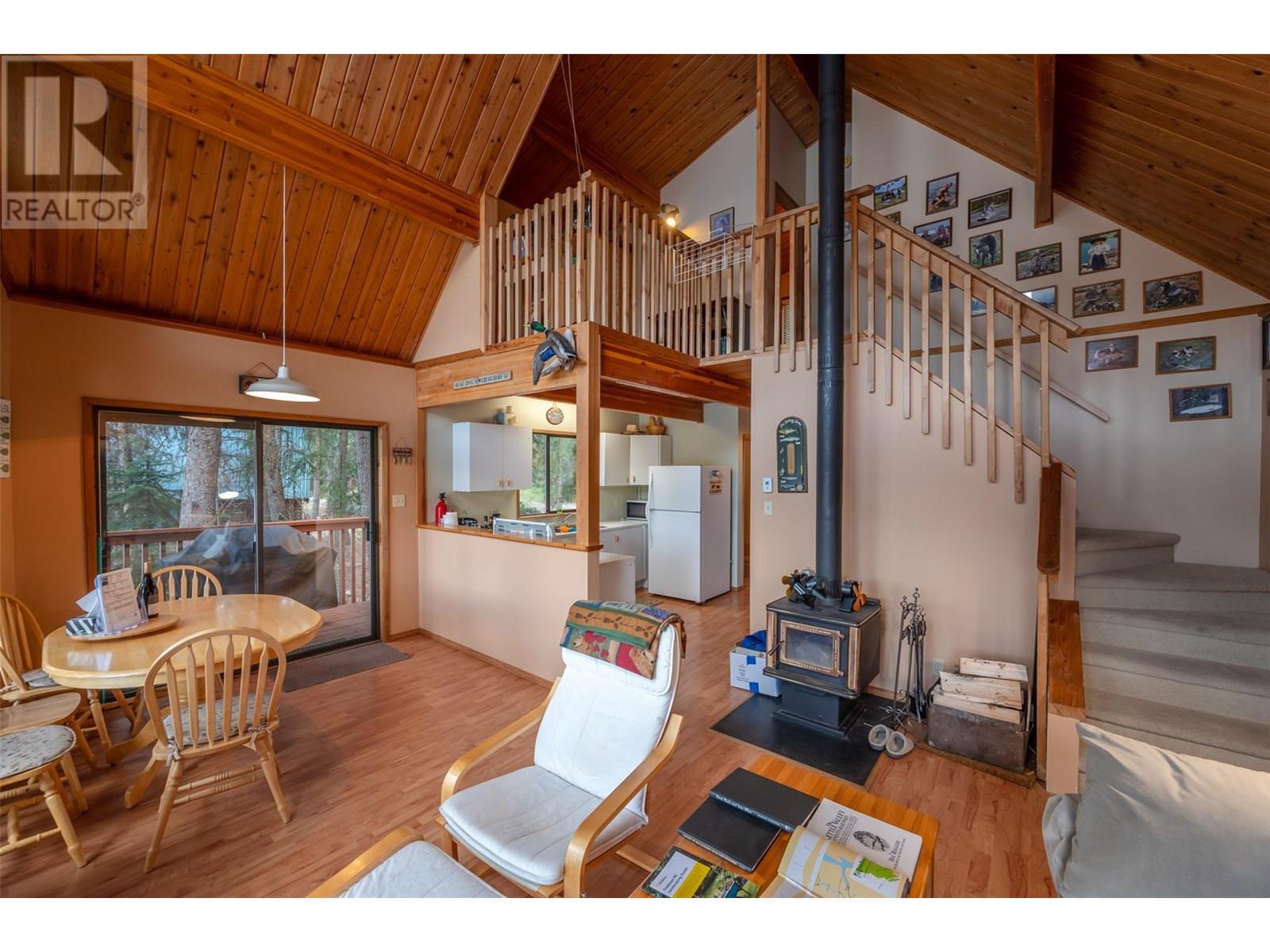 272 Link Lake Road, Princeton