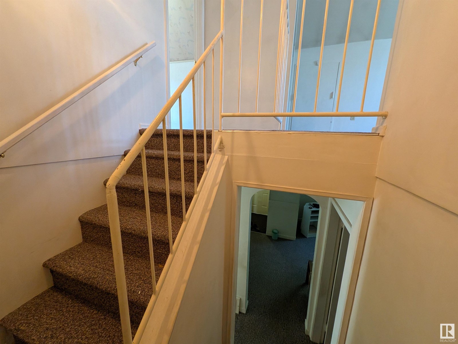 Photo 7 of 8315 81 Av Nw, Edmonton AB