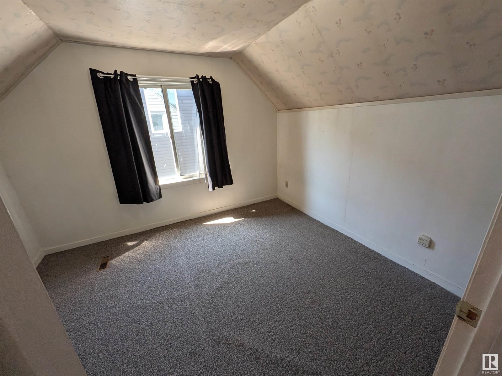 Photo 32 of 8315 81 Av Nw, Edmonton AB
