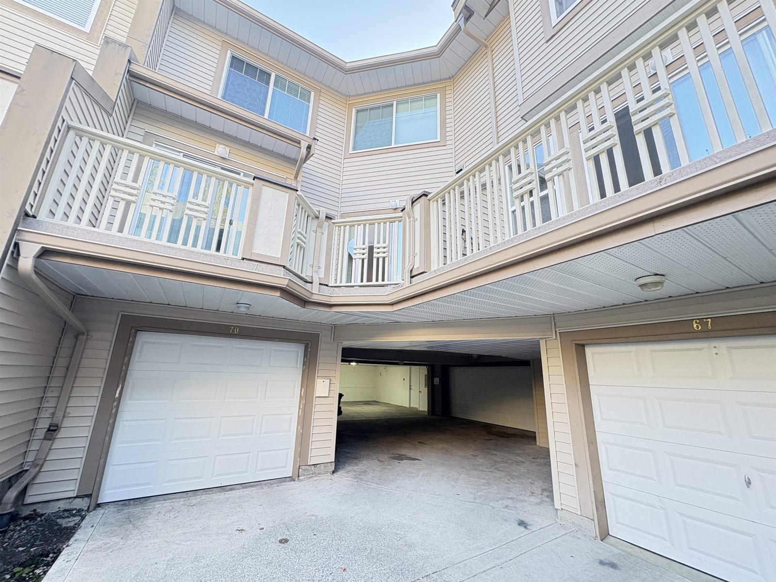 Photo 38 of 69 2678 King George Boulevard, Surrey BC