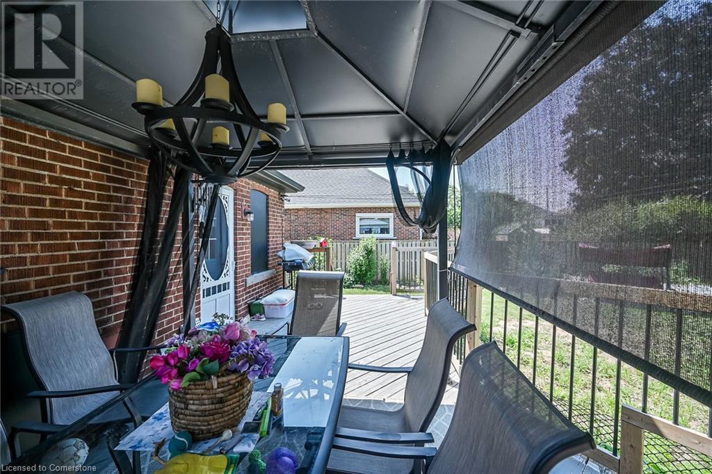 Photo 44 of 118 East 6th Street, Hamilton ON