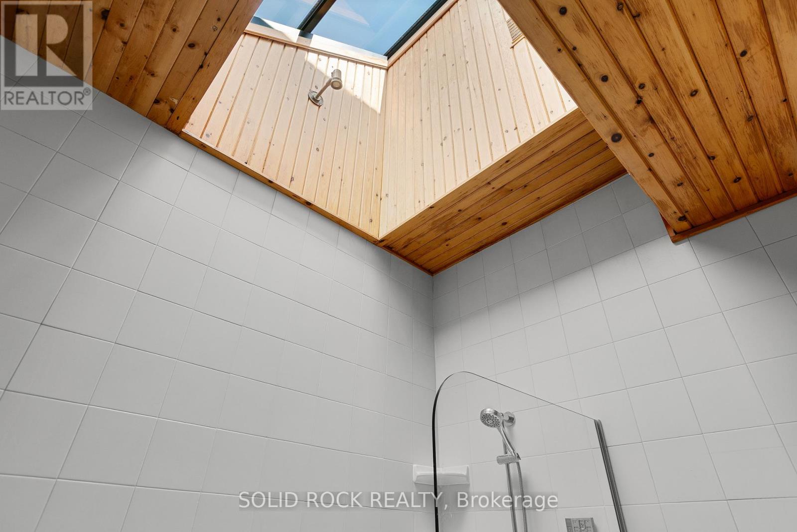 Photo 10 of 541 Besserer Street, Ottawa ON