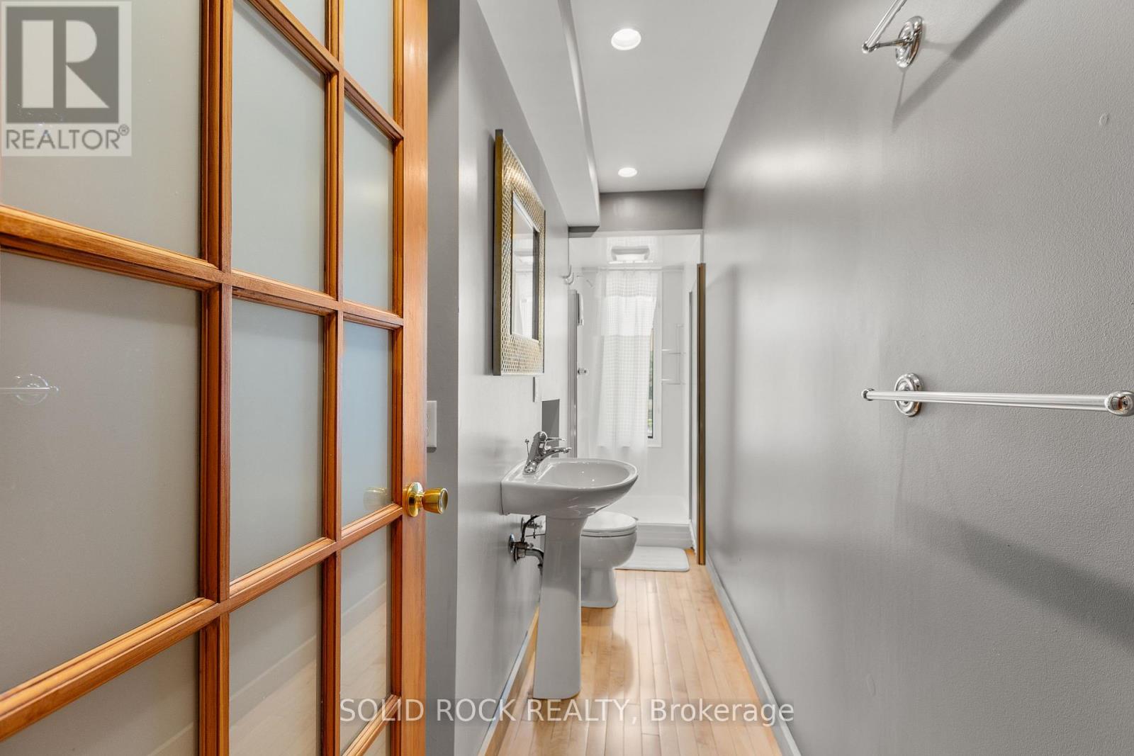 Photo 16 of 541 Besserer Street, Ottawa ON