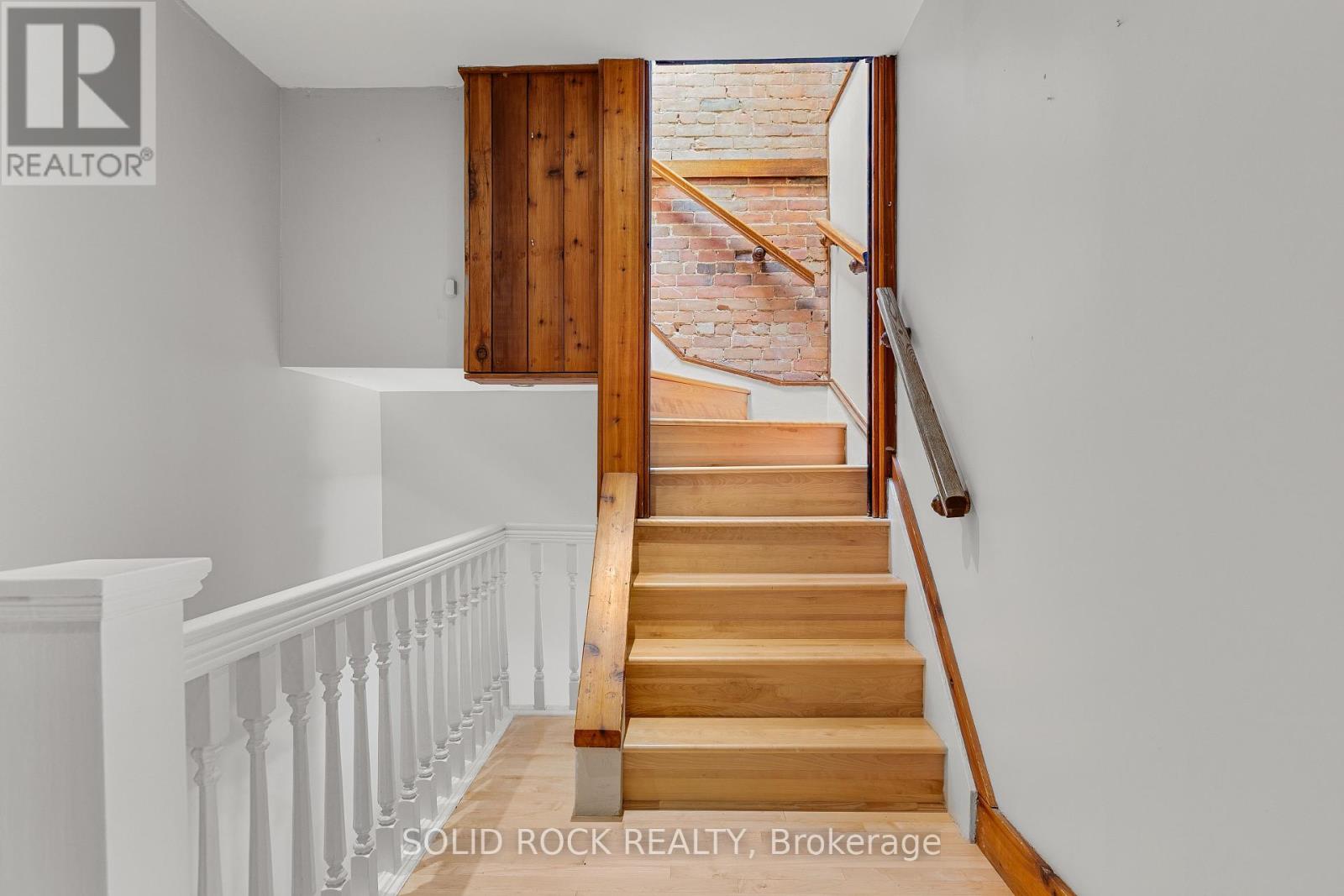Photo 5 of 541 Besserer Street, Ottawa ON
